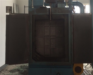噴砂(sha)抛丸設(shè)備(bei) (3)